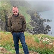 Romanian native Maths teacher with excellent level of English